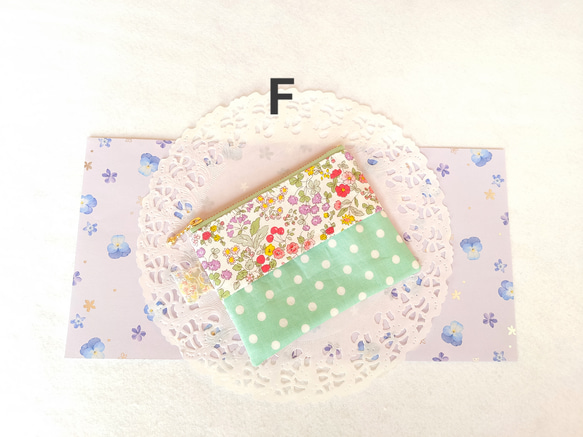ポケットティッシュケース付きミニフラットポーチ(かわいいイチゴとお花) 7枚目の画像
