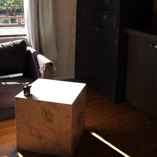 海外インテリア大理石調のスクエア型サイドテーブル サイドテーブル