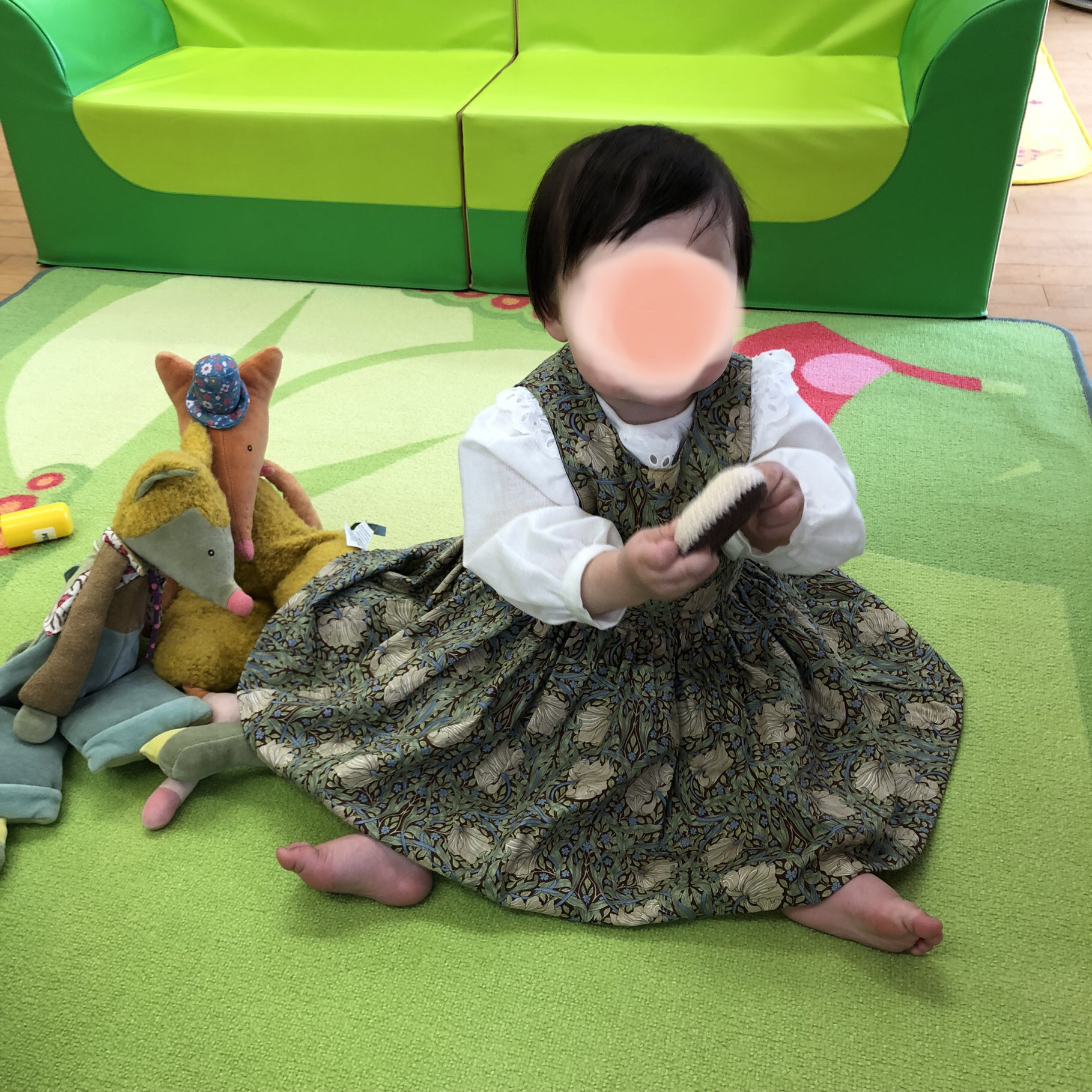 フリルレース衿のリネンブラウス　可愛い　花　レース　白　ホワイト　[ファブリック2024]