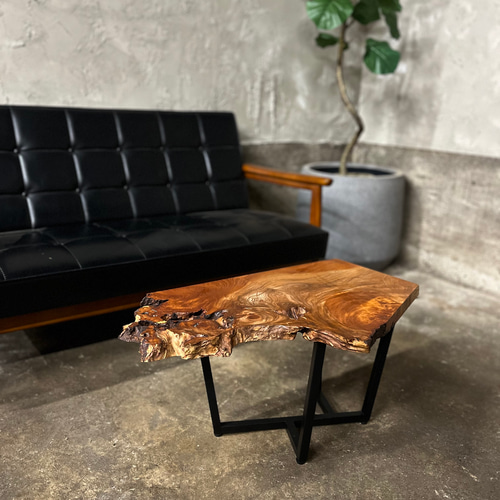 木目が美しい欅の一枚板ローテーブル ローテーブル・リビングテーブル