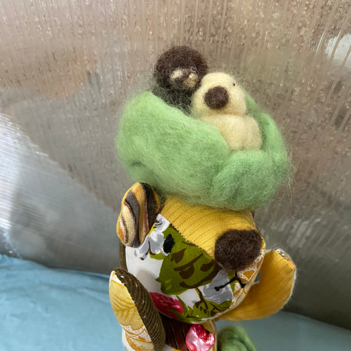 鳥の巣を守るクマさん ぬいぐるみ ぬいぐるみ mako 通販