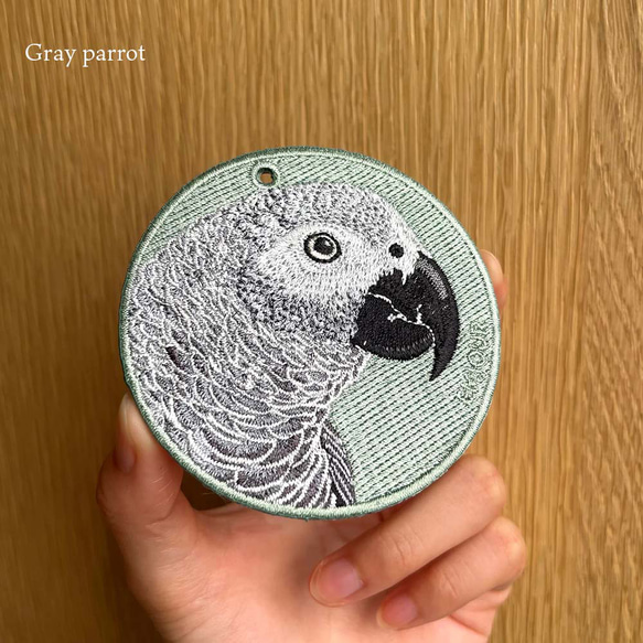 ヨウム 刺繍キーホルダー 両面刺繍 プレゼント gift ギフト オウム インコ インコ科 コンゴヨウム or-114 5枚目の画像