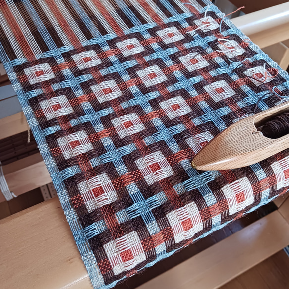 ラムウールの変化二重織りリバーシブルマフラー　手織り（品番280） 10枚目の画像