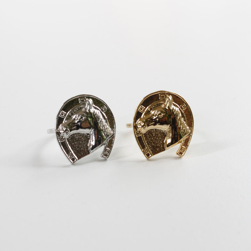 ホースシューリング 幸運モチーフ 馬蹄 ネックレス・ペンダント