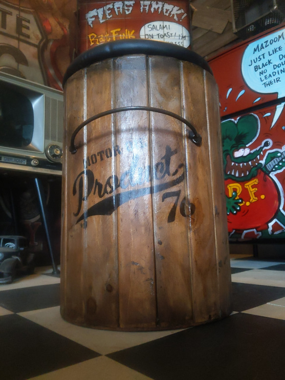 ちょっとした腰掛けに  木樽型 収納スツール  木製チェア  クッションスツール  #アメリカンヴィンテージな家 2枚目の画像