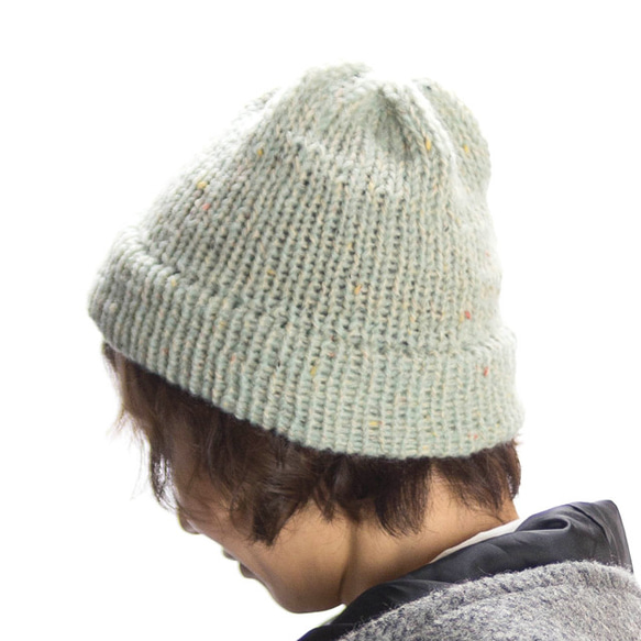 シンプルなメリヤス編みのニット帽　アイスブルー 2枚目の画像
