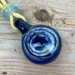 Fume Dot Helix Twist Glass  ボロシリケイトガラスペンダント WITF8 1枚目の画像