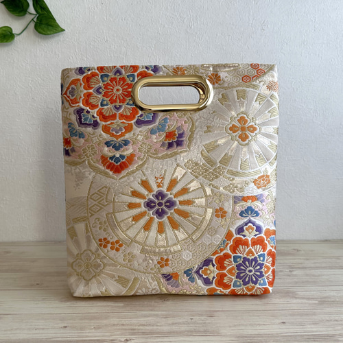 絹の帯から2wayクラッチバッグ 源氏車文 帯リメイク297 クラッチバッグ