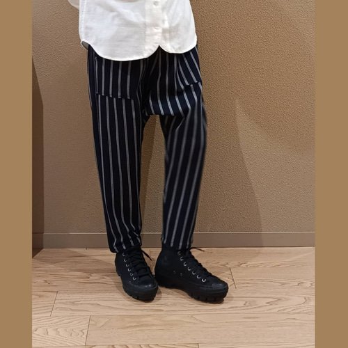 Koton  ウールサルエルパンツ　ネイビー 2 WAY ストレッチサルエルパンツ／ダークネイビー／ストライプ