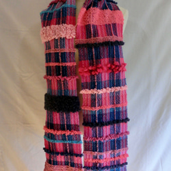 さをり織り　★手織りのマフラー★  さおり織り　ピンク　一点物　ユニーク　個性的　 9枚目の画像