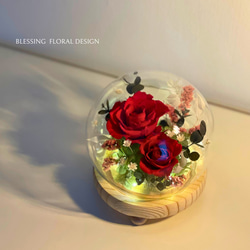 陪伴-不凋花玻璃盅罩/永生花、乾燥花/玫瑰/恩曦花藝設計 第3張的照片