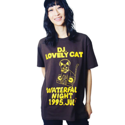 猫ツアーT「DJ猫」（レコードワッペン）　ブラウン　XLサイズ　22AW新色WATERFALLオリジナル　生産数量限定品 6枚目の画像
