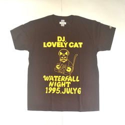 猫ツアーT「DJ猫」（レコードワッペン）　ブラウン　XLサイズ　22AW新色WATERFALLオリジナル　生産数量限定品 1枚目の画像