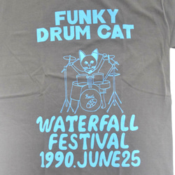 猫ツアーT「猫ドラム」（レコードワッペン）　チャコール　XLサイズ　22新色WATERFALLオリジナル　生産数量限定品 2枚目の画像