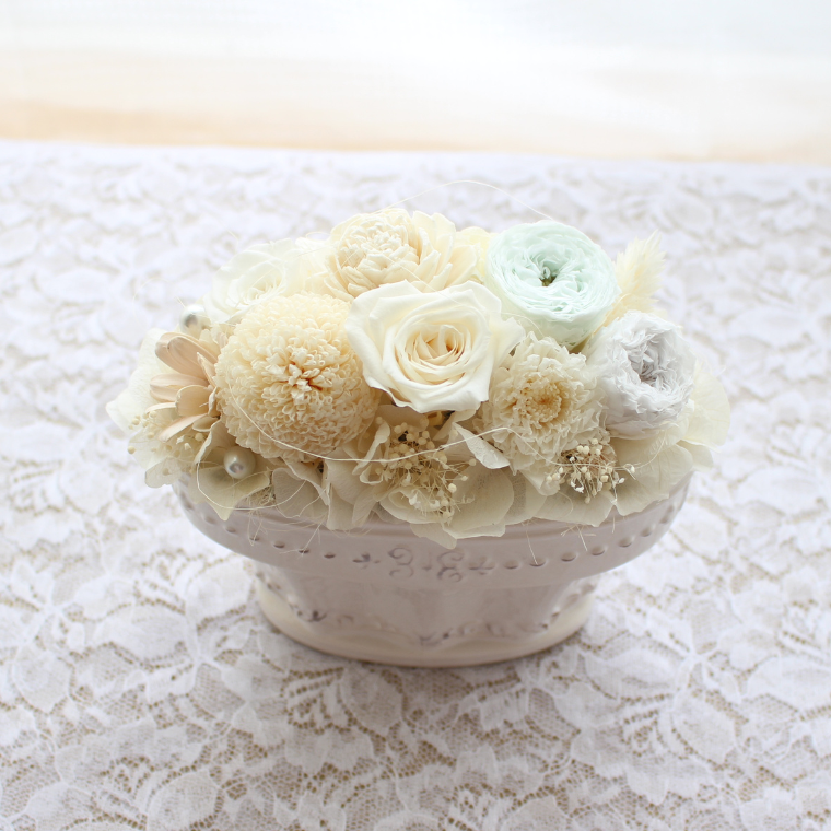 フラワーアレンジ ホワイトブルー　お祝い　ペット　お供え プリザーブドフラワー　花　プリザ　ペット　パステル　仏花