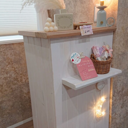 期間限定・送料無料⭐️1台2役⭐️ おもちゃの収納棚&机 机・デスク