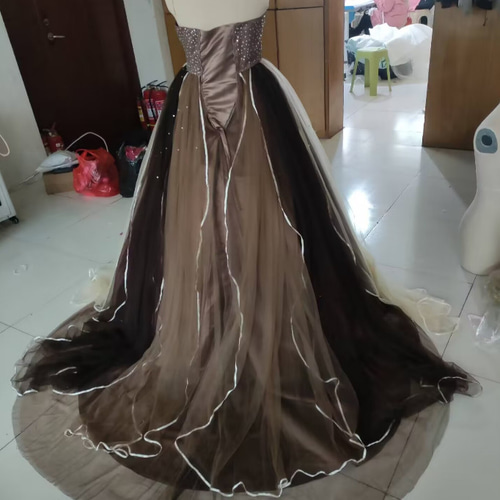 豪華！ カラードレス カーキ色 キラキラチュール ベアトップ  