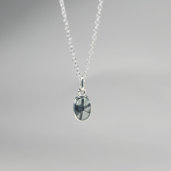 手作り一点物ペンダントトップ K18. シルバー.アメジスト エメラルド.パール 手作り一点物ペンダントトップ K18. シルバー.アメジスト エメラルド