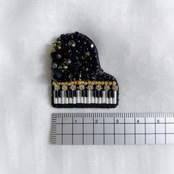 【Volf】ピアノ刺繍ブローチ⭐︎piano broach⭐︎プレゼントに 5枚目の画像