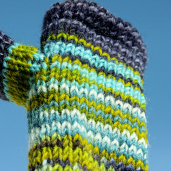 手編みの純毛ニット手袋/つま先の開いた手袋/内側起毛手袋/暖かい手袋 - 北欧のブルーとグリーンのグラデーションニット、友人、誕 11枚目の画像
