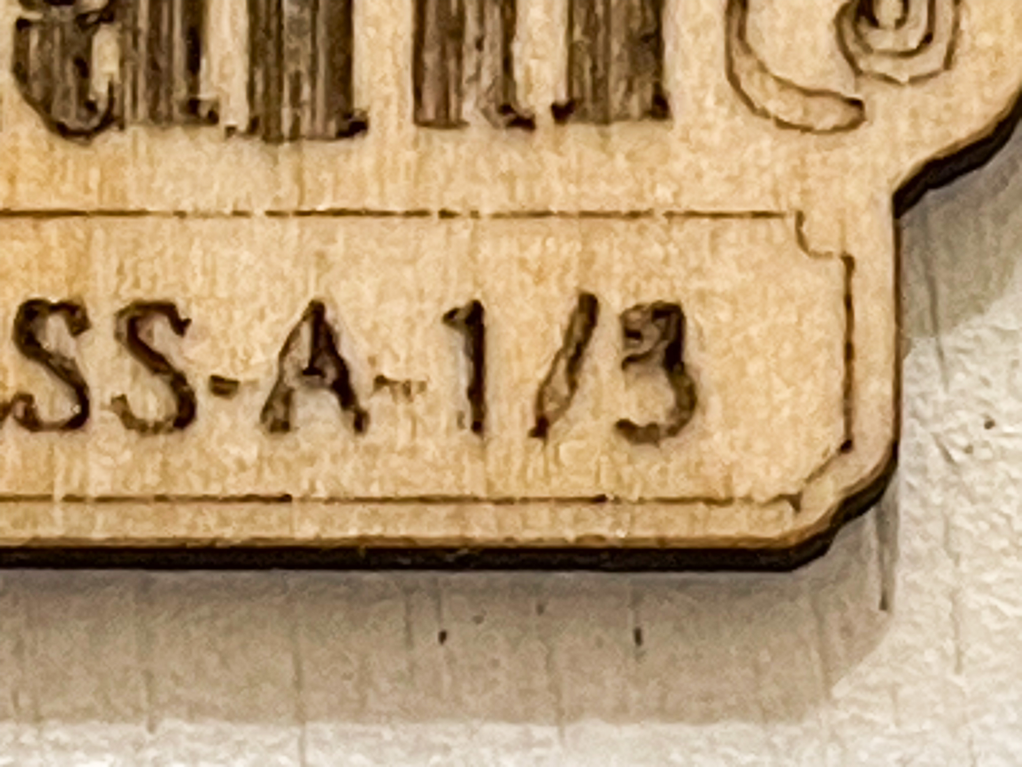 猫 の顔の掛け時計 （ ふくふく茶白 にゃんこ ）