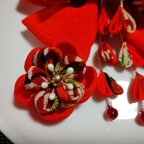 髪飾り朱色 髪飾り リボン朱色 成人式髪飾り 卒業式髪飾り 七五三髪