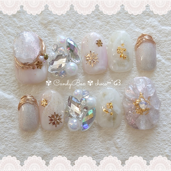 現品❤雪の結晶 ぷっくりフラワー 大理石柄 キラキラユニコーン ネイルチップ 1枚目の画像