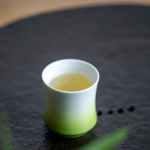 青磁水注 　酒器　竹煎茶道具　 高麗 　置き飾り　インテリア 青磁水注 酒器 竹煎茶道具 高麗 置き飾り インテリア（絵唐津