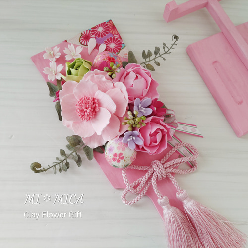 受注製作】羽子板飾り(ピンク)スタンド付＊クレイフラワー＊ひな祭り