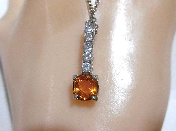 天然石 シトリン(黄水晶)ネックレス(ペンダント)　　240101043 3枚目の画像