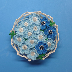 《レース編み　ネモフィラのブローチ》花籠としてインテリア・母の日のプレゼントにも【送料無料】 2枚目の画像