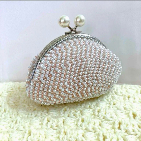 ビーズのがま口☆ハンドメイドがま口☆がま口ポーチ☆パールビーズ