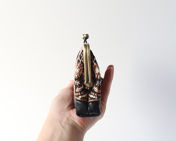 親子がま口財布・小物入れ　indian embroideryと牛革レザー　BLACK 2枚目の画像