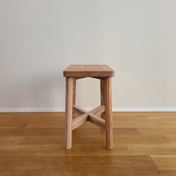 【ワケありな逸品】けやき一枚板スツール　椅子　サイドテーブル　花台　欅　無垢　自然　ナチュラル　天然 4枚目の画像