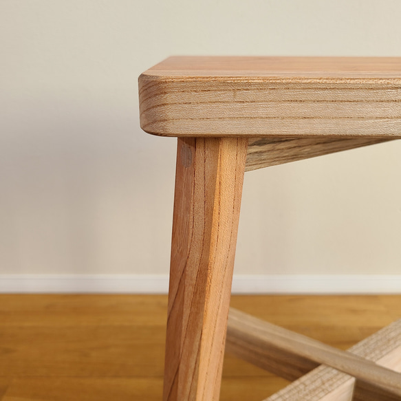 【ワケありな逸品】けやき一枚板スツール　椅子　サイドテーブル　花台　欅　無垢　自然　ナチュラル　天然 8枚目の画像