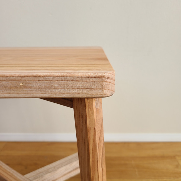 けやき一枚板スツール　椅子　サイドテーブル　花台　欅　無垢　自然　ナチュラル　天然 10枚目の画像