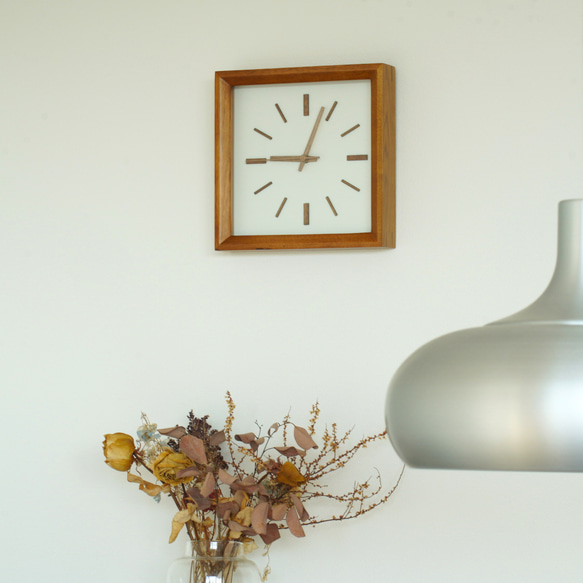 掛け時計・置き時計兼用 – 静かなクオーツ連続秒針と洗練されたデザイン 桜木細工 モダン 12枚目の画像