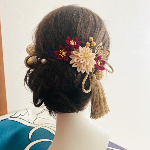 つまみ細工 髪飾り【咲】ゴールド×グリーン 卒業式 成人式 袴 つまみ細工 髪飾り【咲】ゴールド×グリーン 卒業式 成人式 袴