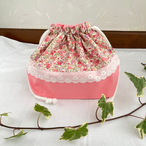 お弁当袋3点セット(ローズピンクレース付き花柄)コップ袋、お弁当袋