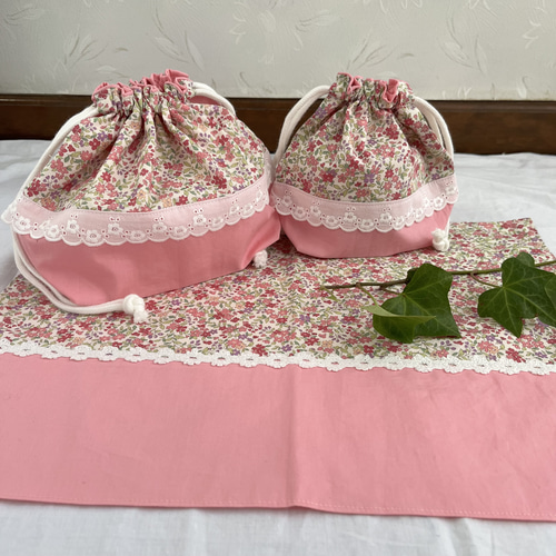 でおすすめアイテム。 ゆず♡もも様おまとめ】お弁当袋 3点 ランチョンマット コップ袋 手提げ・レッスンバッグ・入園グッズ