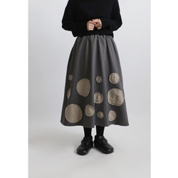 母の日ＳＡＬＥ　３色　コットンチノ生地　ギャザー　スカート　ぐるぐる刺繍　花模様　パッチワーク　３色 10枚目の画像