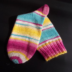 手編みの靴下　３色の幅広ボーダーの靴下②（女性用） 9枚目の画像