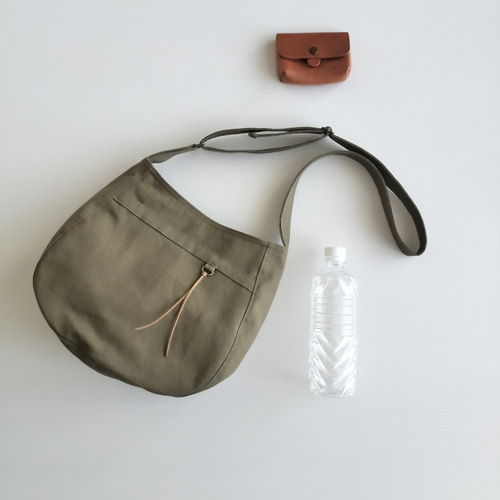 №709【DENIM Remake SHOLDER】デニムスマホストラップ