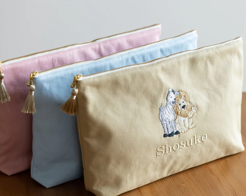 familiar おむつポーチ グレー刺繍 ポーチ | ファミリア公式サイト