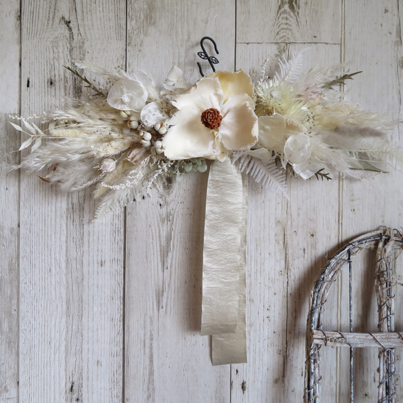 ホワイト系大人シックな横長スワッグ 1枚目の画像