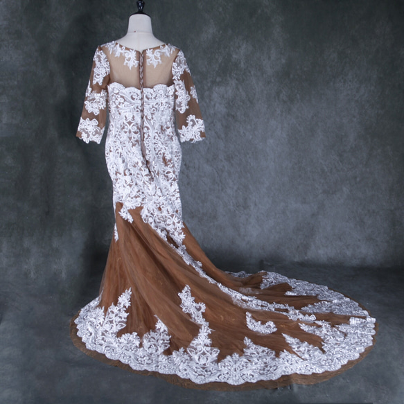 ウェディングドレス 七分袖丈 裾に繊細レースをあしらった 編み上げ マーメイドライン 4L大きいサイズ 結婚式 4枚目の画像