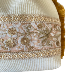 ヌビキルトとインド刺繍の巾着バッグ GOLD fringe 2枚目の画像