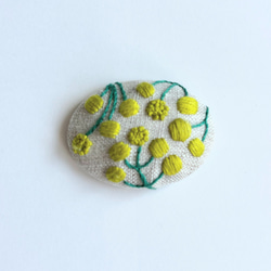 ミモザの刺繍ブローチ【Botanical】 2枚目の画像