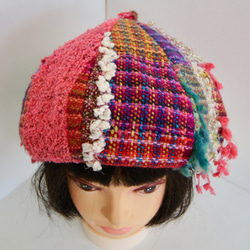さをり織り　★手織りのベレー帽★  どんぐり帽　さおり織り　ピンク　カラフル　一点物　ユニーク　個性的　 3枚目の画像
