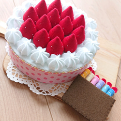 フェルトの二段ケーキ 二段ホールケーキ フェルトままごと お誕生日